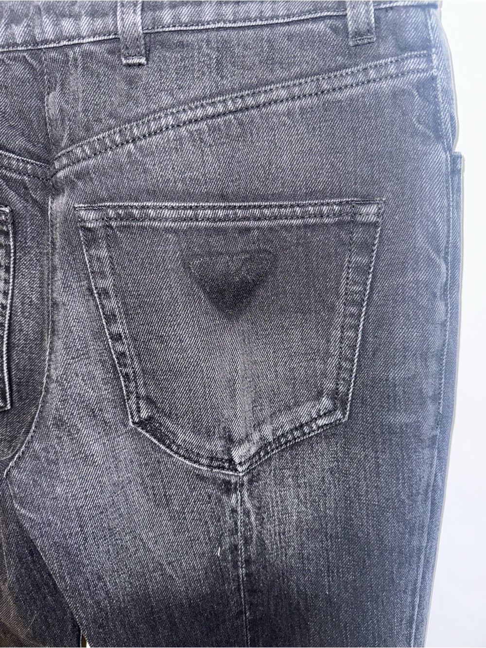 Prada feather trimmed straight jeans 27 - Picture 6 of 8